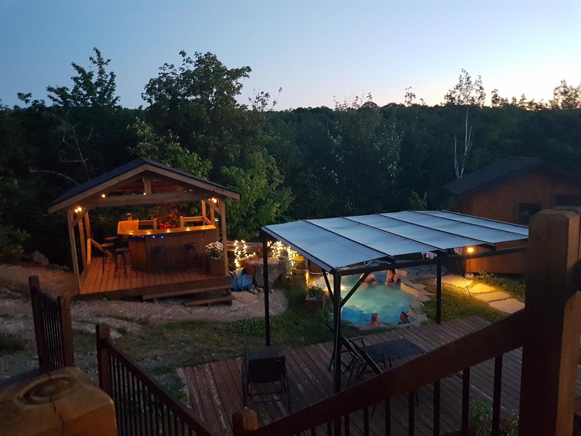 Eco Spa Highland Grenville-Sur-La-Rouge Bagian luar foto