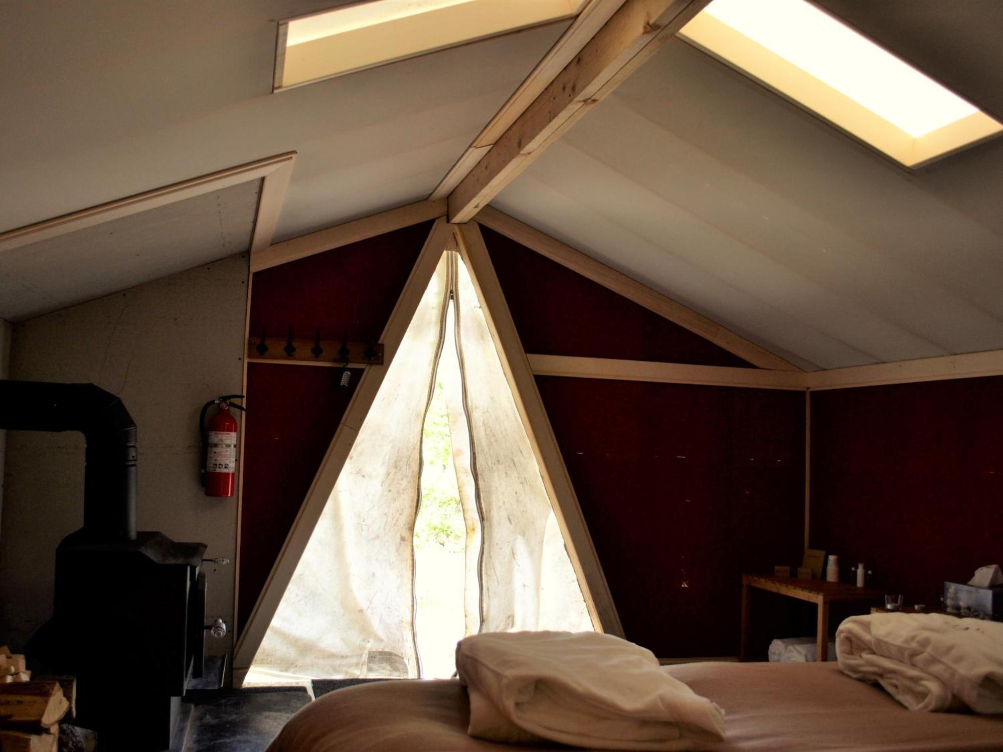 Eco Spa Highland Grenville-Sur-La-Rouge Ruang foto