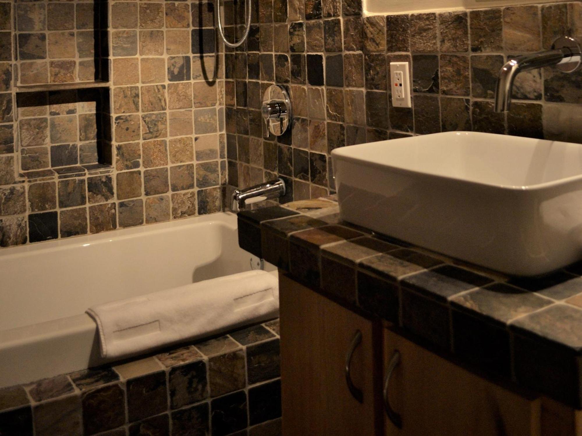 Eco Spa Highland Grenville-Sur-La-Rouge Ruang foto