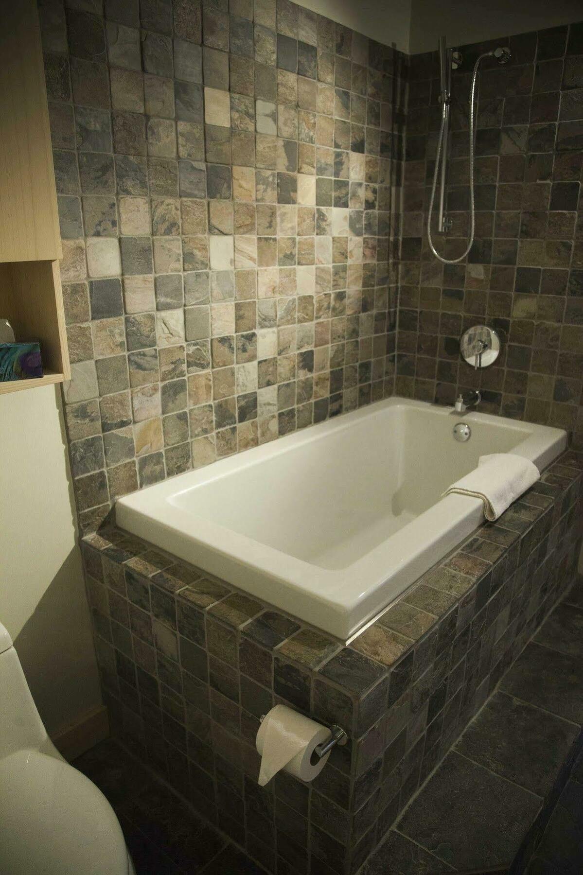 Eco Spa Highland Grenville-Sur-La-Rouge Bagian luar foto